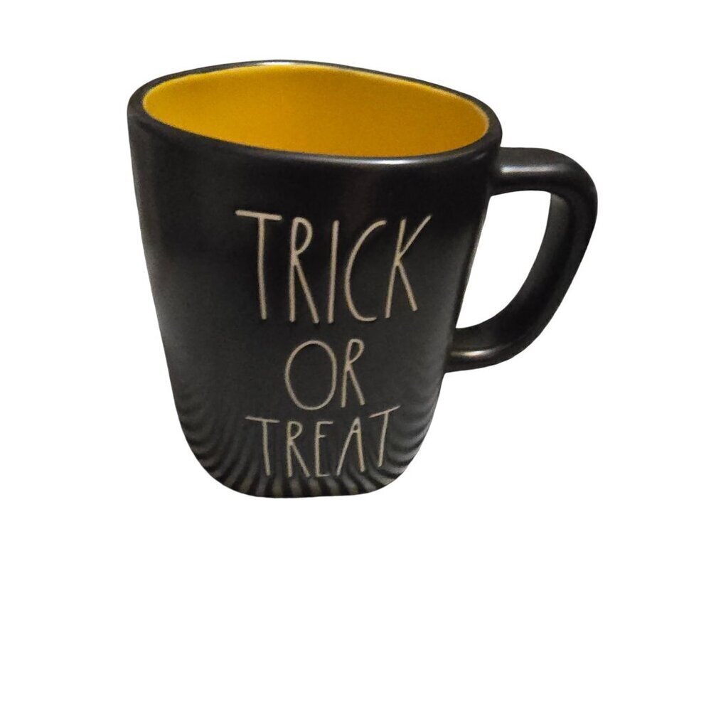 NWT Rae Dunn Artisan Halloween Trick or Treat Mug Yellow Interior Farmhouse